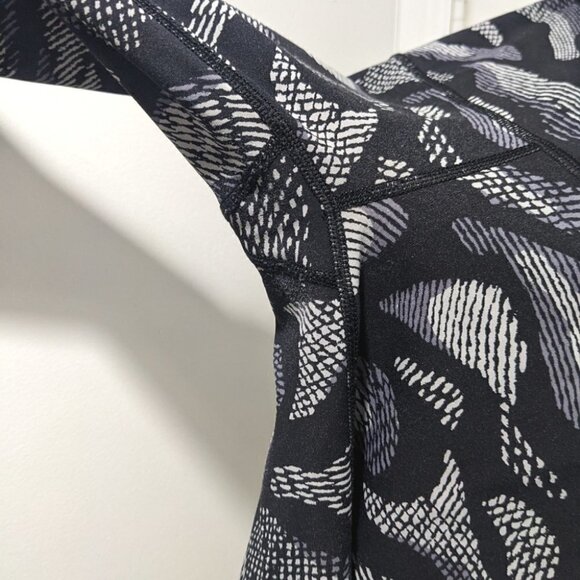 LULULEMON | Wunder Under High Rise Leggings Warp Ice Grey/Black - Picture 6 of 7